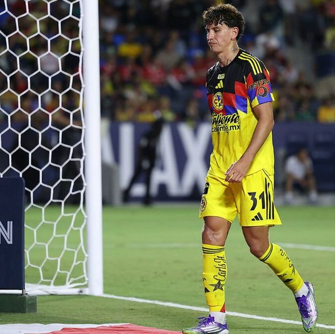 Igor Lichnovsky no seguirá en el América (Imago7)