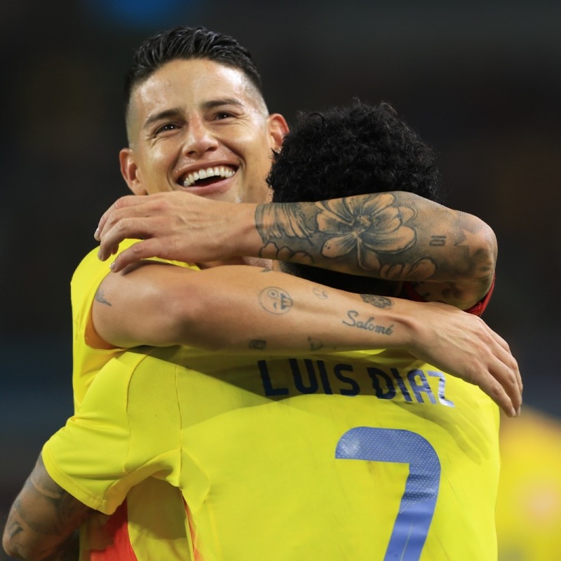 James Rodríguez festeja un gol de Colombia (Mexsport)