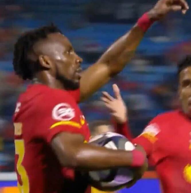 Julián Quiñones vuelve a marcar en Arabia Saudita / Captura