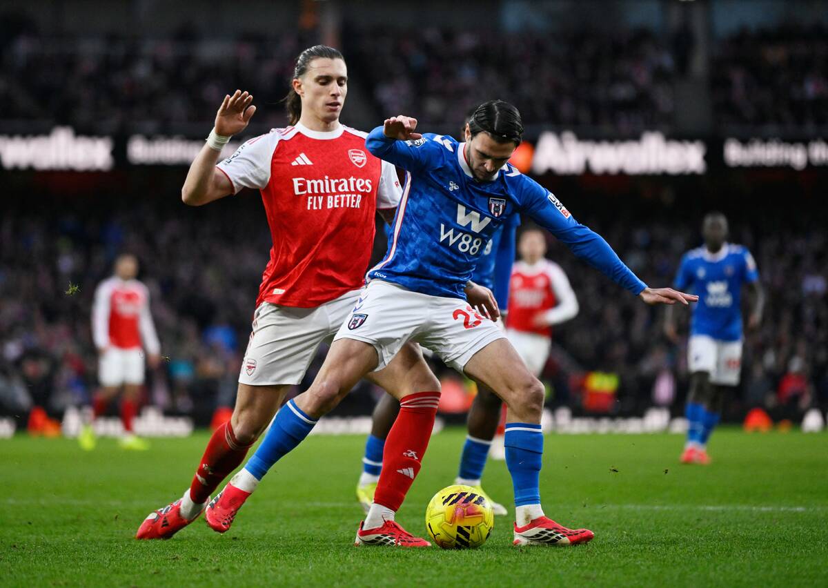 Los Gunners siguen con ventaja en el liderato / Reuters