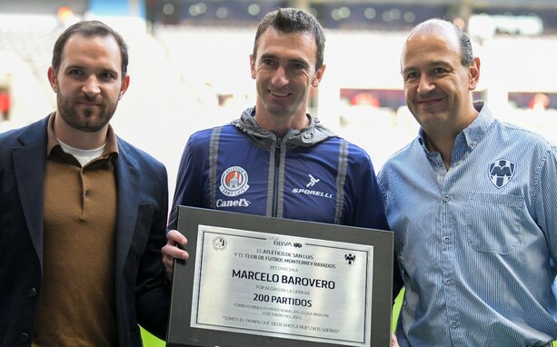 Barovero fue portero también de Rayados.