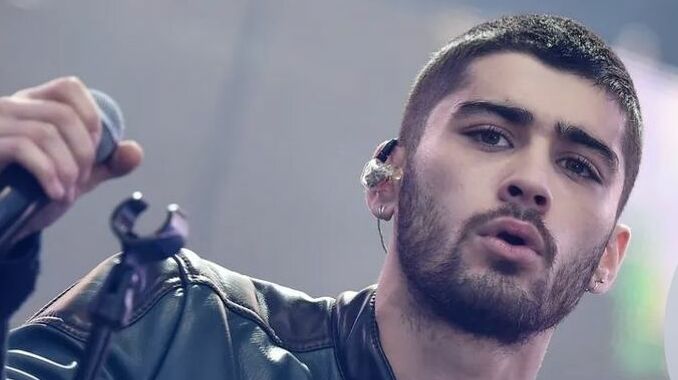 ¡Lo recordó! Zayn Malik rinde homenaje a Liam Payne en el Palacio de los Deportes. (FOTO): Especial.