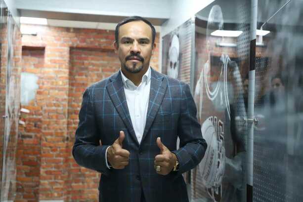 Juan Manuel Márquez  presentó ‘Gloves and Glory’ (Fotografía: Aarón Hernández)