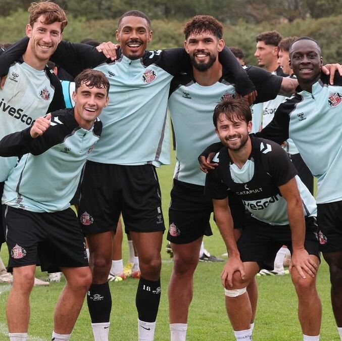 El apoyo de los mexicanos es impresionante en redes sociales. (Foto: @SunderlandAFC)