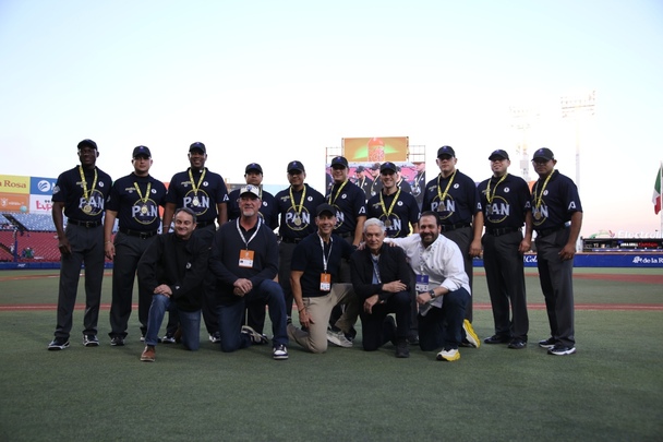 Reconocimiento a Umpires de Serie del Caribe 2026 (Cortesia)