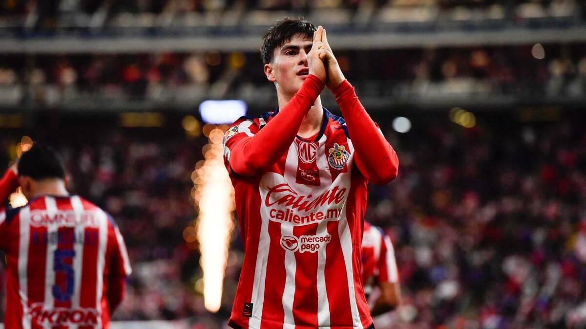Armando González marca golazo en el Clásico Nacional