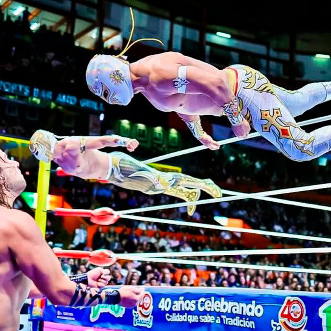 Místico y Máscara Mágica enfrentaron a Averno y Ángel de Oro. (Foto: Cortesía CMLL)