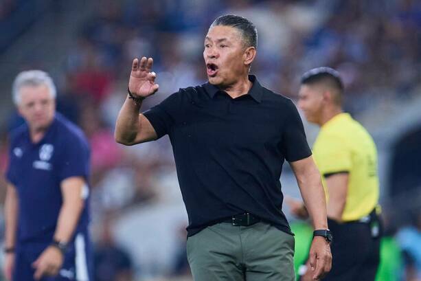 Nacho Ambriz desearía tener un plantel armado / Mexsport