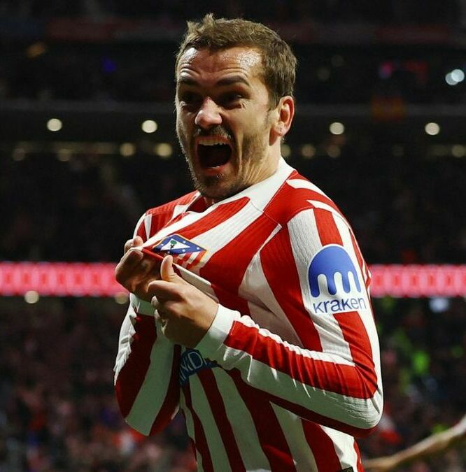 Antoine Griezmann marcó ante el Barcelona (Reuters)