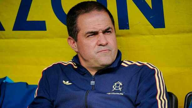 Jardine se prepara a la salida de Fidalgo (Imago7)