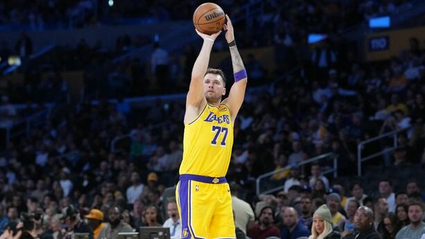Luka Doncic, uno de los principales activos de los Lakers (Reuters)