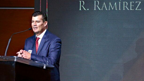 Ramón Ramírez en su investidura en el Salón de la Fama (Imago7)