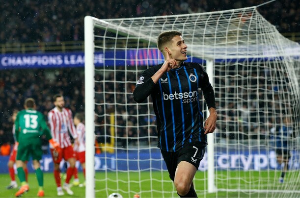 Nicoló Tresoldi le anotó al Atlético de Madrid (Reuters)