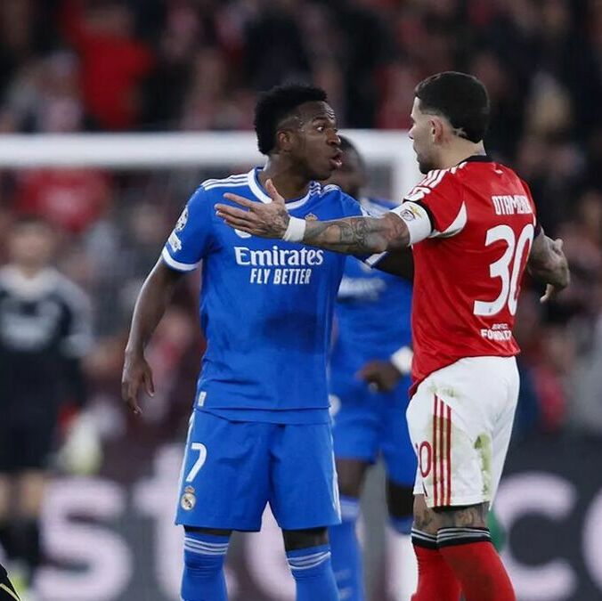 El árbitro aplicó el protocolo antirracismo por insultos a Vini Jr. (Foto: Real Madrid)