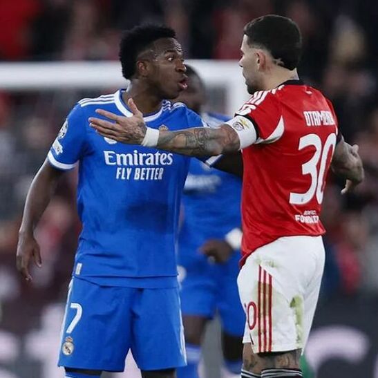 El árbitro aplicó el protocolo antirracismo por insultos a Vini Jr. (Foto: Real Madrid)