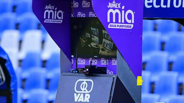 Comisión de Árbitros anuncia cambios en el VAR (Mexsport)