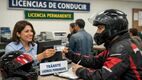Licencia permanente para motociclistas| Foto: IA