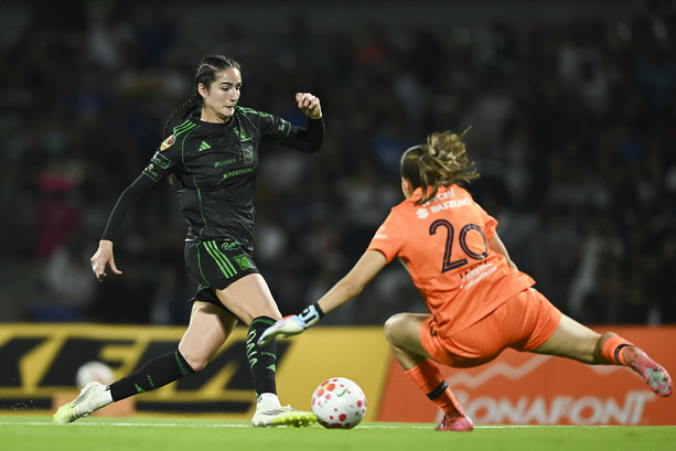 Diana Ordóñez en el encuentro ante Pumas (Fotografía: Imago 7)