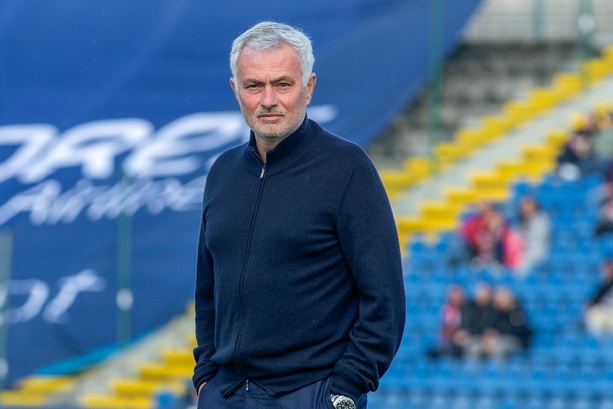 José Mourinho, director técnico del Benfica (Fotografía: EFE)
