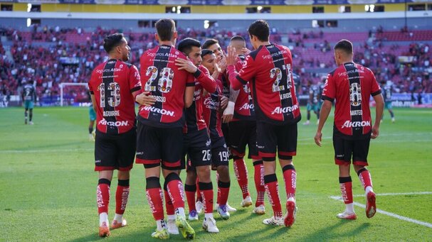 Atlas tiene varias opciones para cubrir la salida de Djuka (Imago7)