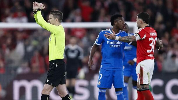 El árbitro aplicó el protocolo antirracismo por insultos a Vini Jr. (Foto: Real Madrid)