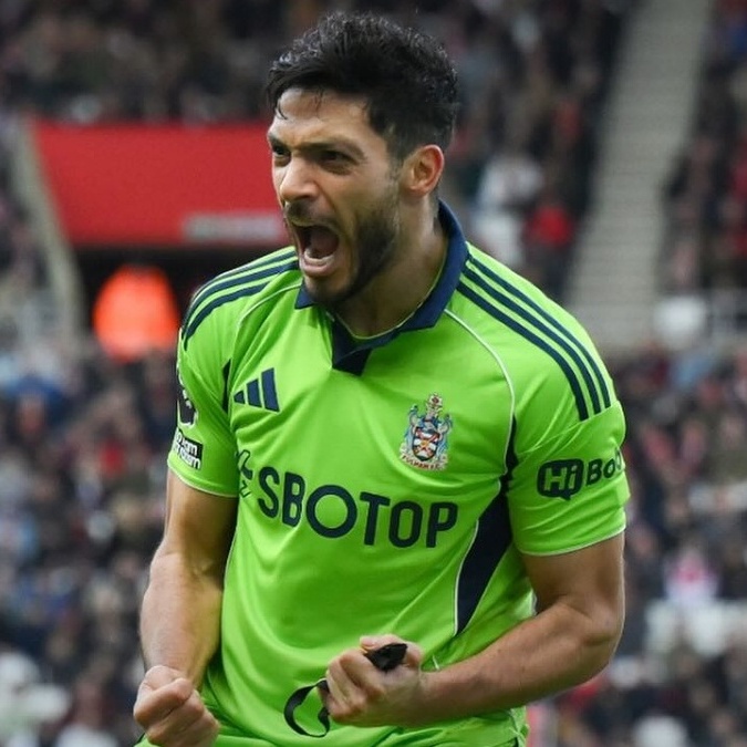 Raúl Jiménez atraviesa por un gran momento con el Fulham (Facebook @FulhamFC)