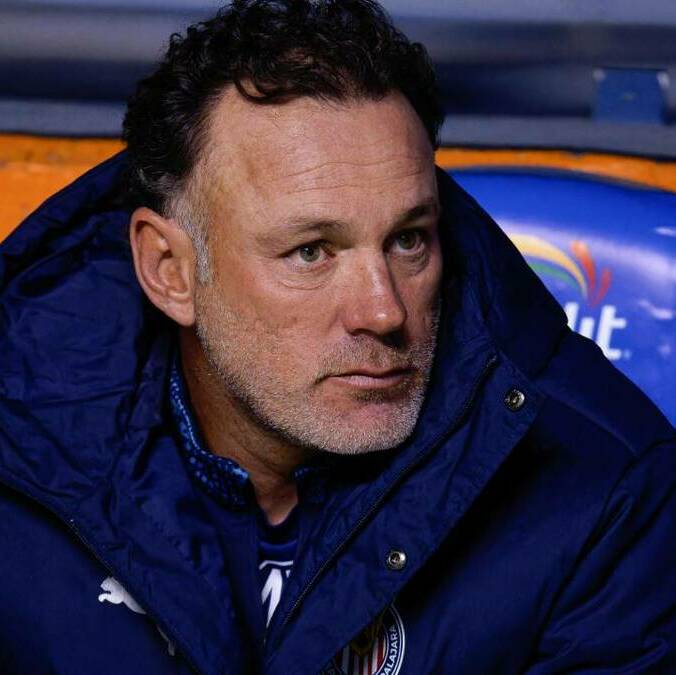 Gabriel Milito está firme en Chivas (Reuters)