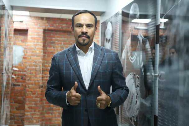 Juan Manuel Márquez  presentó ‘Gloves and Glory’ (Fotografía: Aarón Hernández)