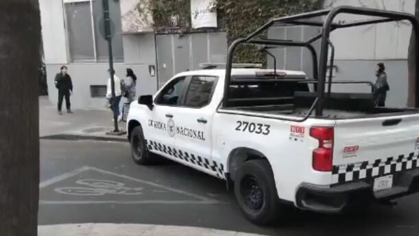 Operativo ambulancia forense escolta resto de 'El Mencho' en CDMX | Foto: @laprensaoem
