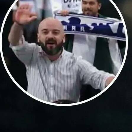 Un aficionado cometió una indisciplina en el Santiago Bernabéu (Reuters)