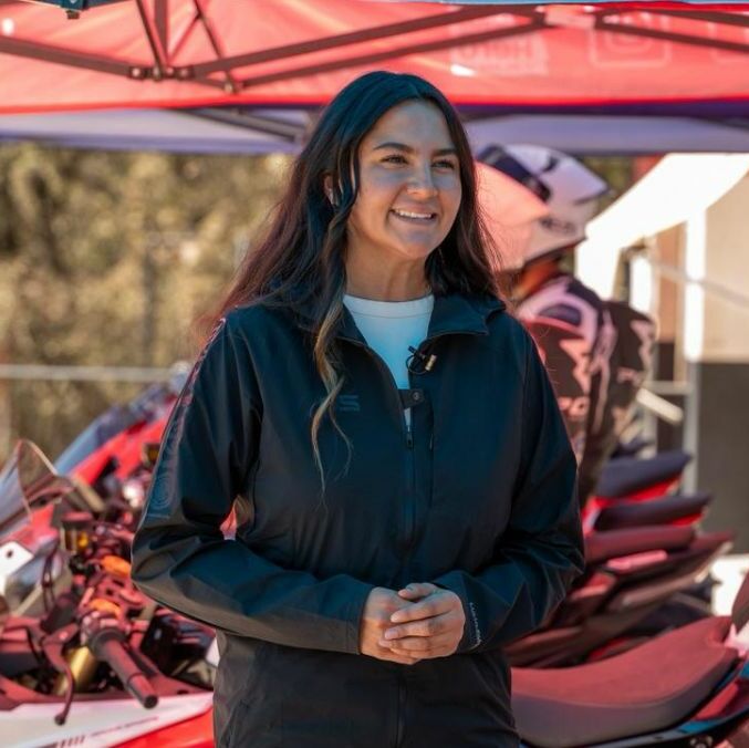 Astrid Madrigal destaca en el marco del Kick-Off del Campeonato GS | Foto: Italika Racing