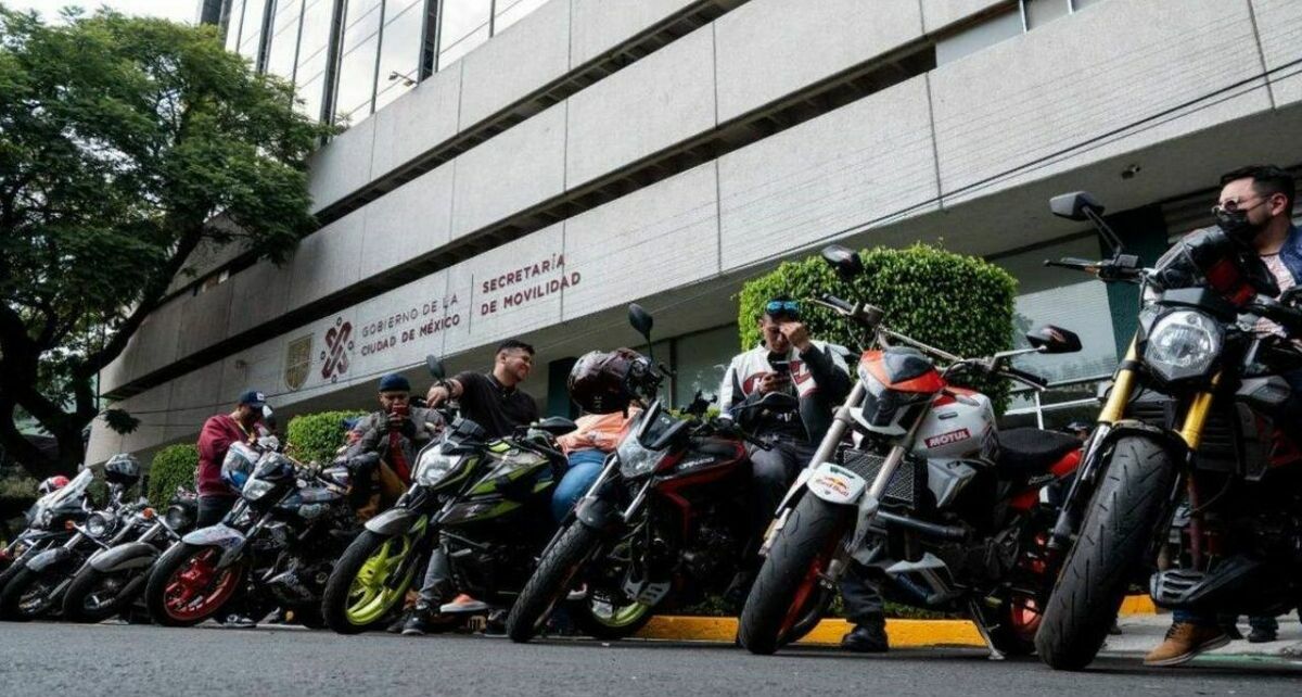 El Congreso de Sinaloa buscará aprobar las licencias permanentes para motocicletas en 2026. Foto: Especial