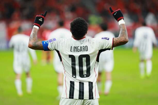 Jesse Lingaard durante un partido en Corea