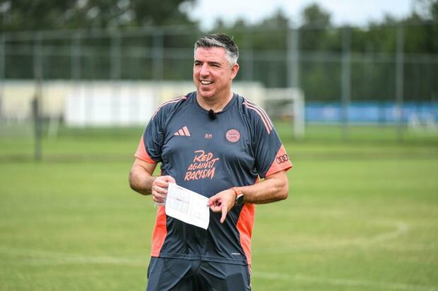 Roy Makaay es el entrenador a cargo. (Foto: Bundesliga)