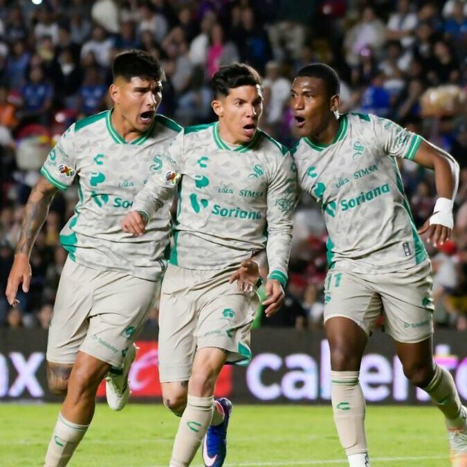 Santos sacó un punto de su visita a Querétaro (Fotografía: Imago 7)