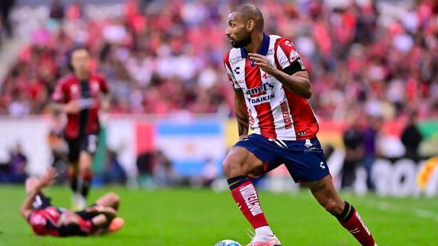 Joao Pedro sigue dominando la tabla de goleo / Mexsport