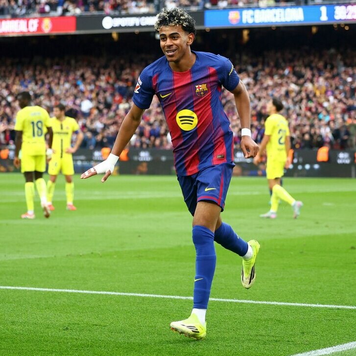 Lamine Yamal guio al Barcelona ante el Villarreal (Reuters)