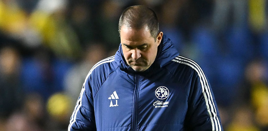 Jardine asumió la responsabilidad de la derrota. (Foto: Imago7)