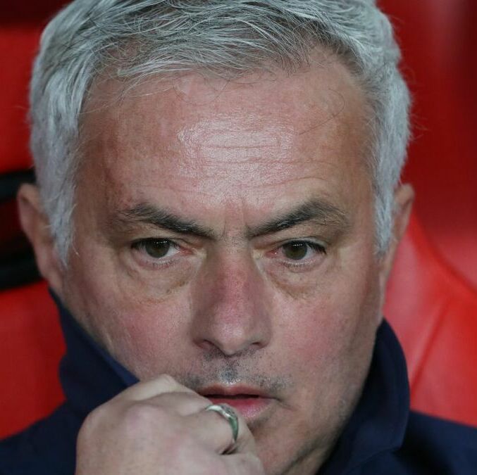 José Mourinho, entrenador del Benfica (Reuters