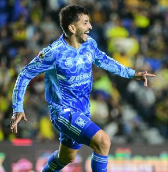 Tigres golea de visita al América / Imago7