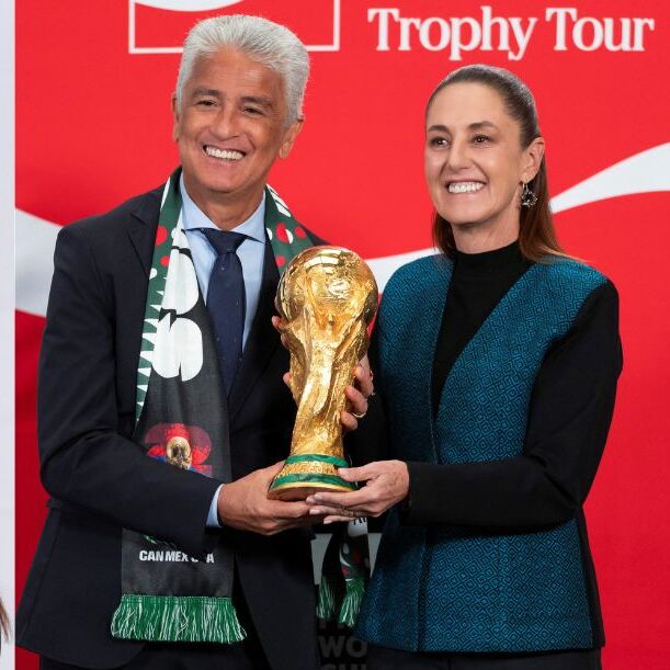 La Copa del Mundo 2026 ya está en México: Claudia Sheinbaum la recibe | Foto: Reuters
