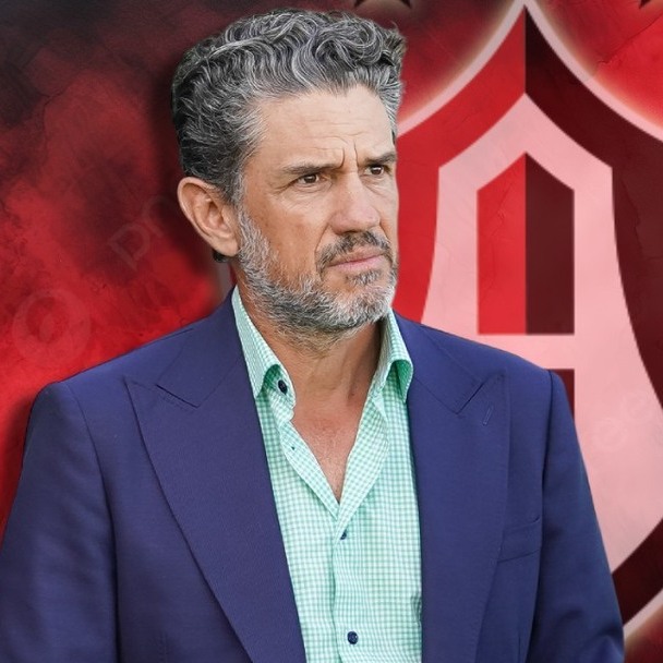Alejandro Irarragorri aseguró que hay varios interesados en comprar al Atlas (Especial | Imago7)