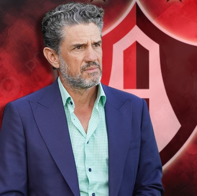 Alejandro Irarragorri aseguró que hay varios interesados en comprar al Atlas (Especial | Imago7)
