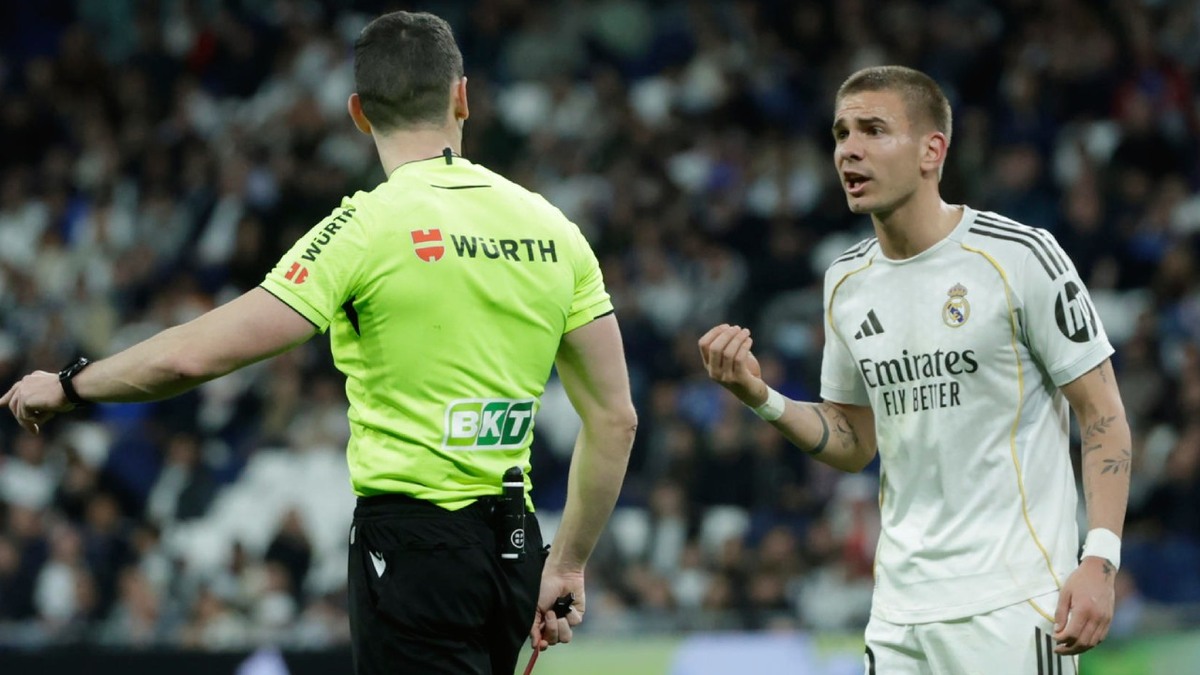 Real Madrid perderá pro varios juegos a Mastantuono (EFE)