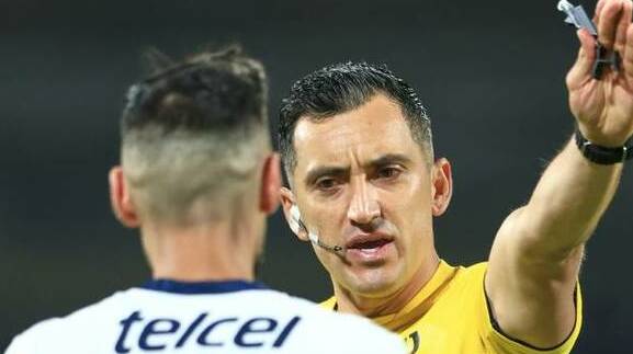 Ismael López tuvo una polémica actuación en el Pumas vs. Rayados (Mexsport)