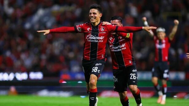 Poncho González marcó doblete con el Atlas (Fotografía: Imago 7)