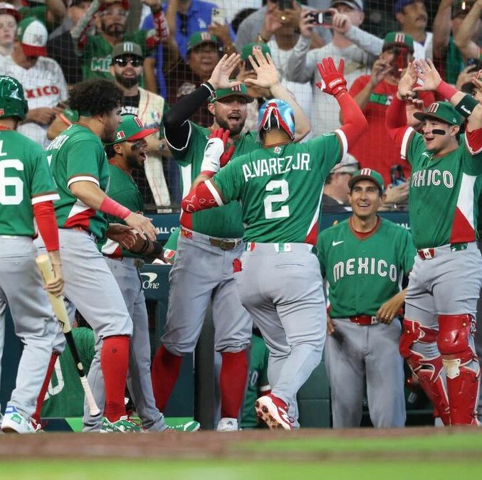México inició ganando en el Clásico Mundial por primera vez en su historia (Reuters)