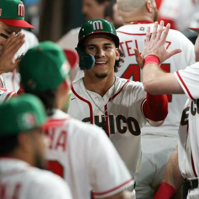 México superó ampliamente a Brasil en el Clásico Mundial (Reuters)