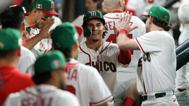 México superó ampliamente a Brasil en el Clásico Mundial (Reuters)
