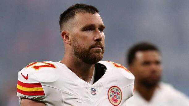 Travis Kelce acepta su culpa en lesión de su compañero / Reuters
